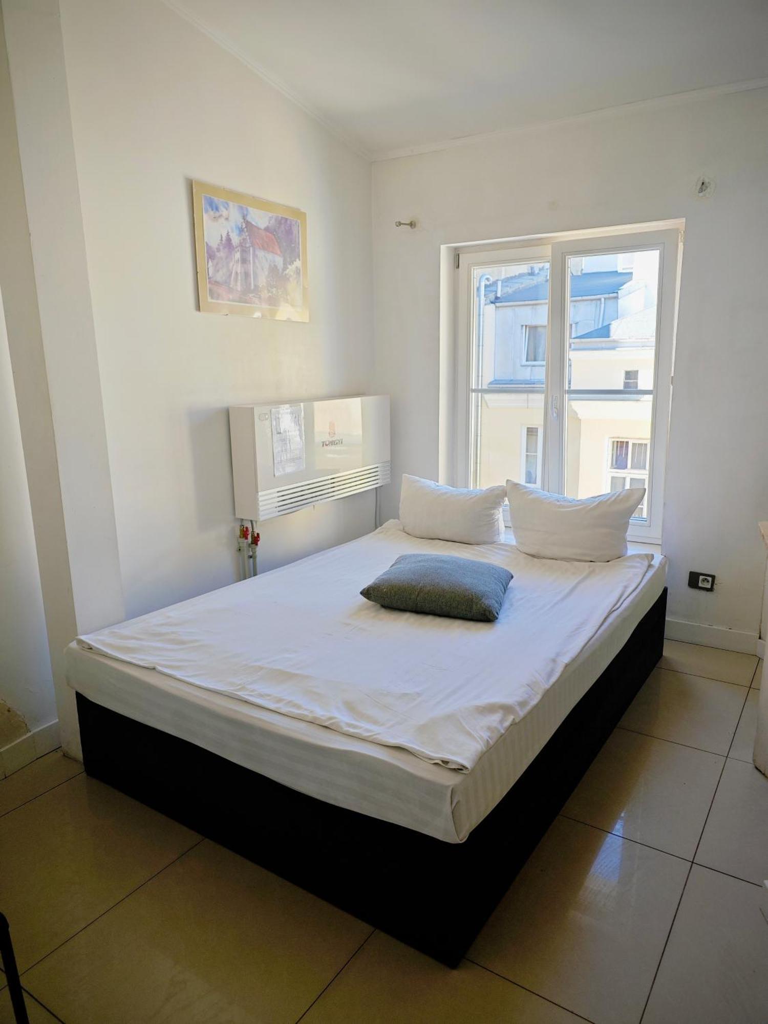Apartamenty Wilcza - City Center Варшава Номер фото