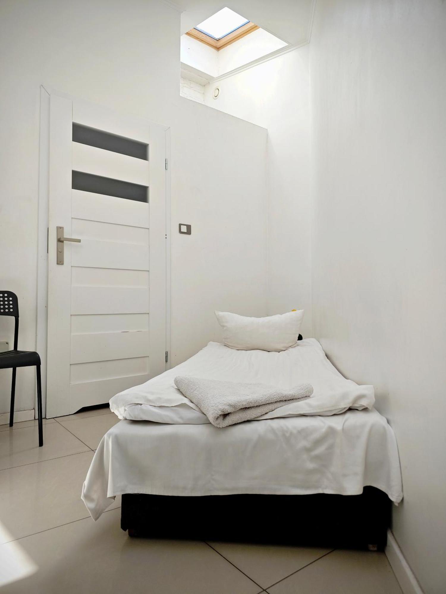 Apartamenty Wilcza - City Center Варшава Номер фото
