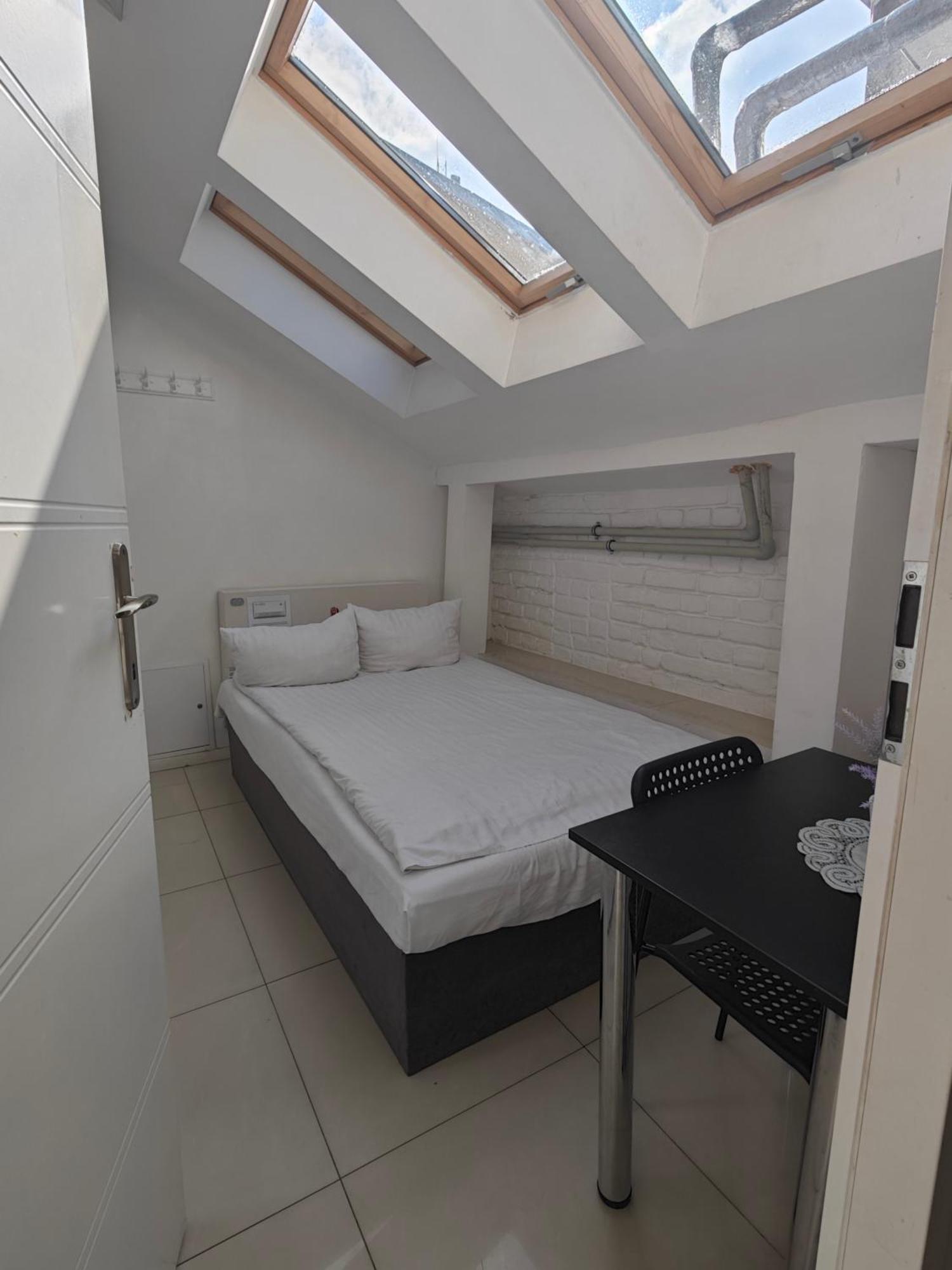 Apartamenty Wilcza - City Center Варшава Номер фото
