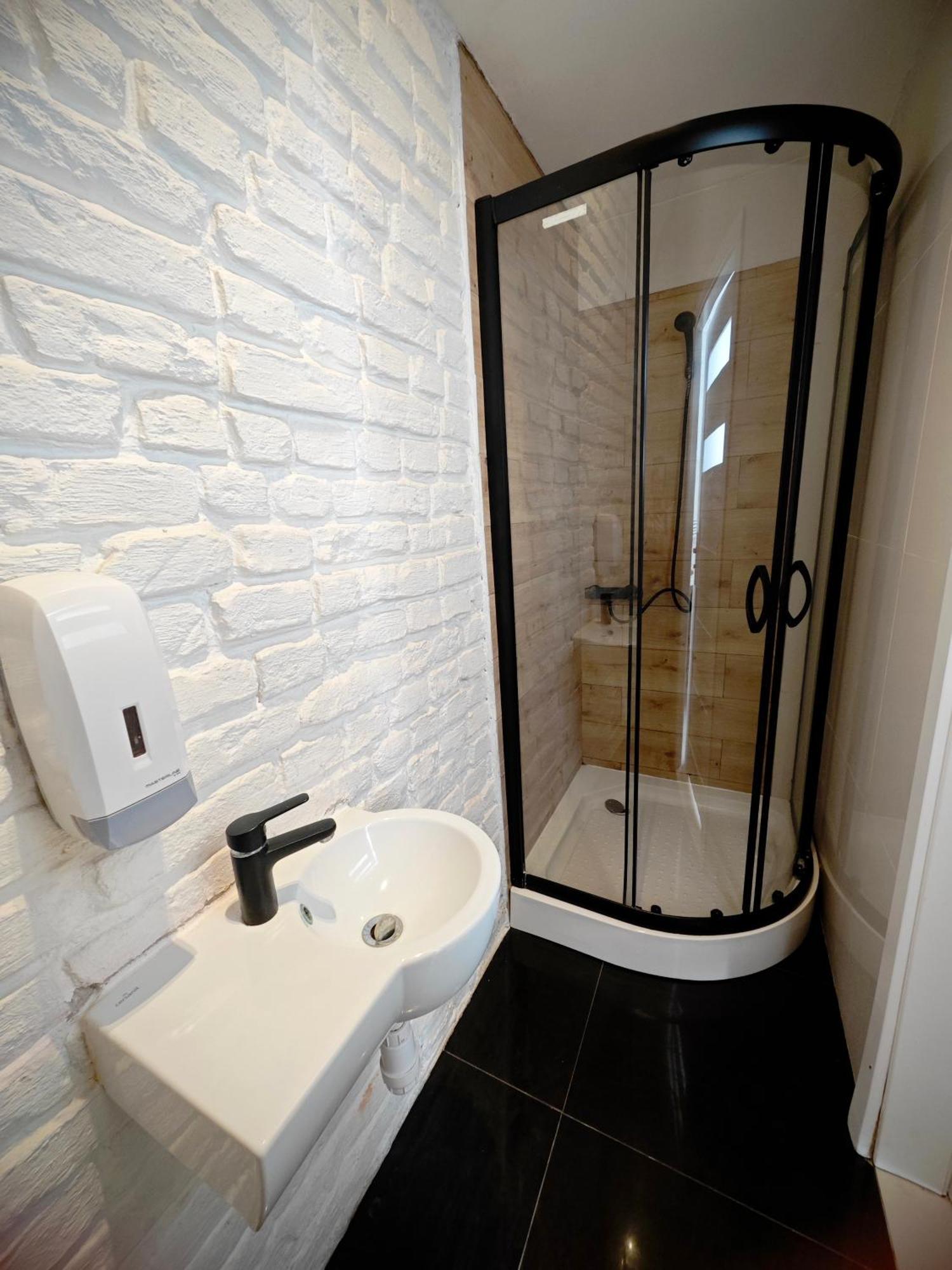 Apartamenty Wilcza - City Center Варшава Номер фото